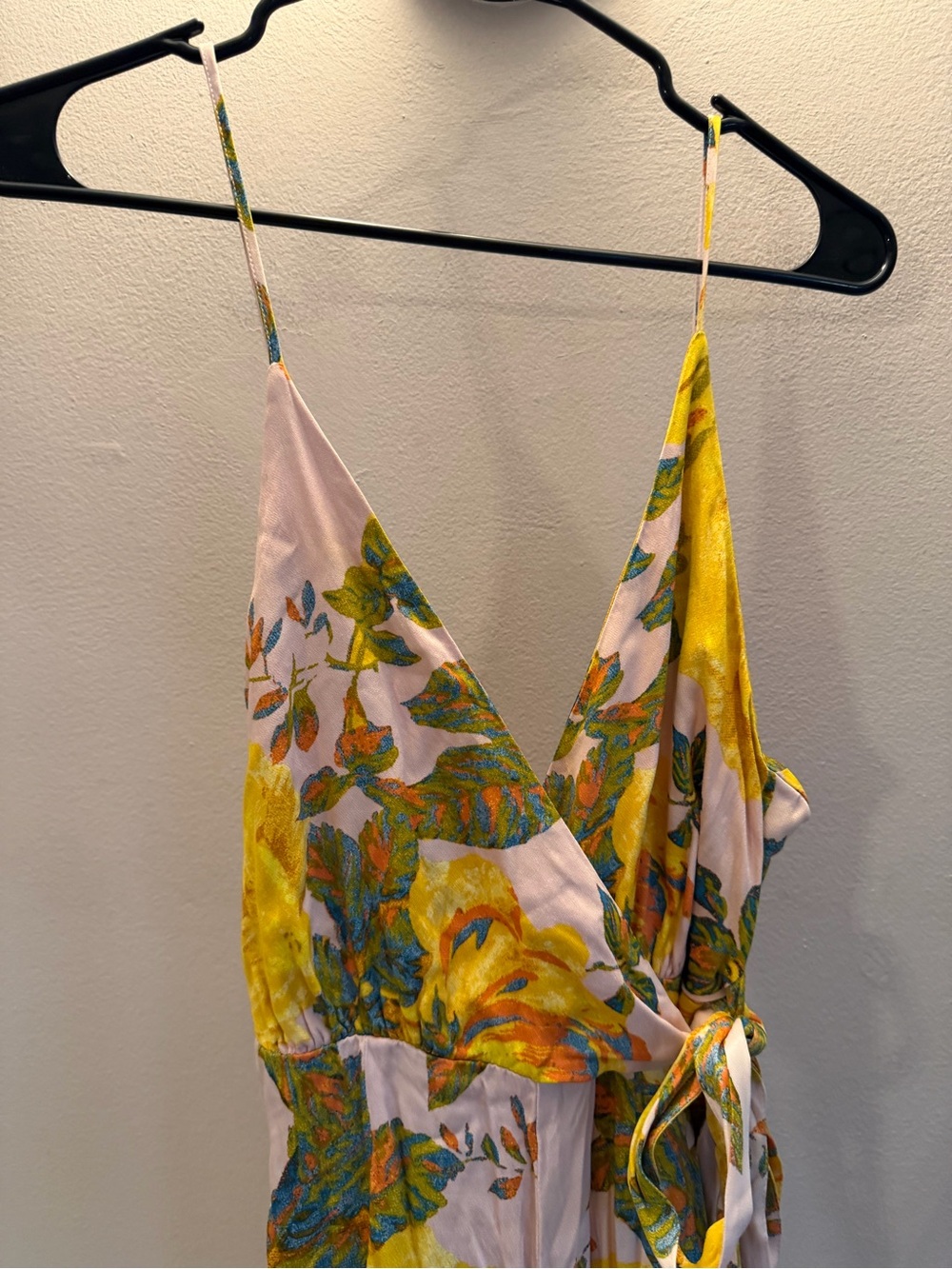 Free People Pink Yellow Floral Wrap Wide Leg Jumpsuit Size 2 Sleeveless V-Neck - Picture 3 of 6